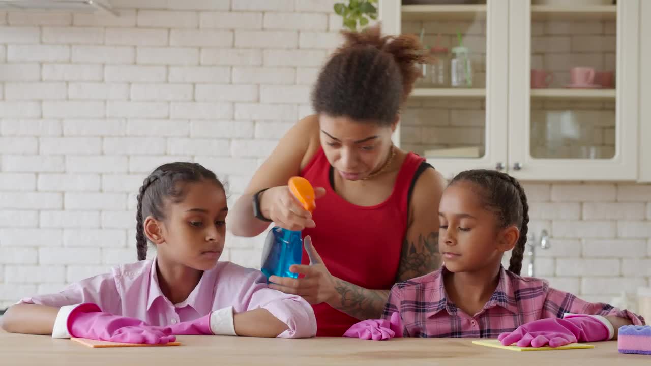 Stock Video Parent Teaching Children How To Clean Live Wallpaper