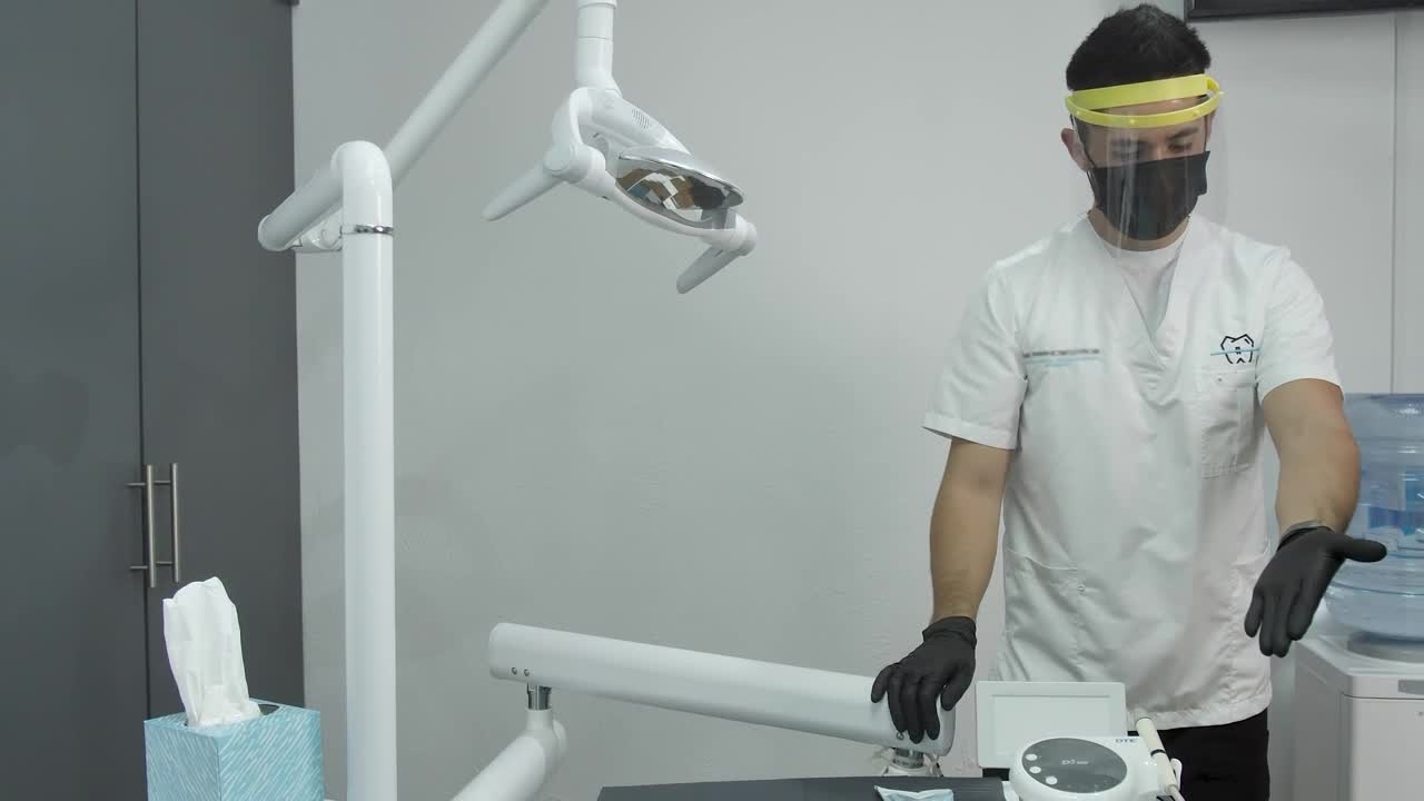 Stock Video Patient Arriving At Dental Office Live Wallpaper