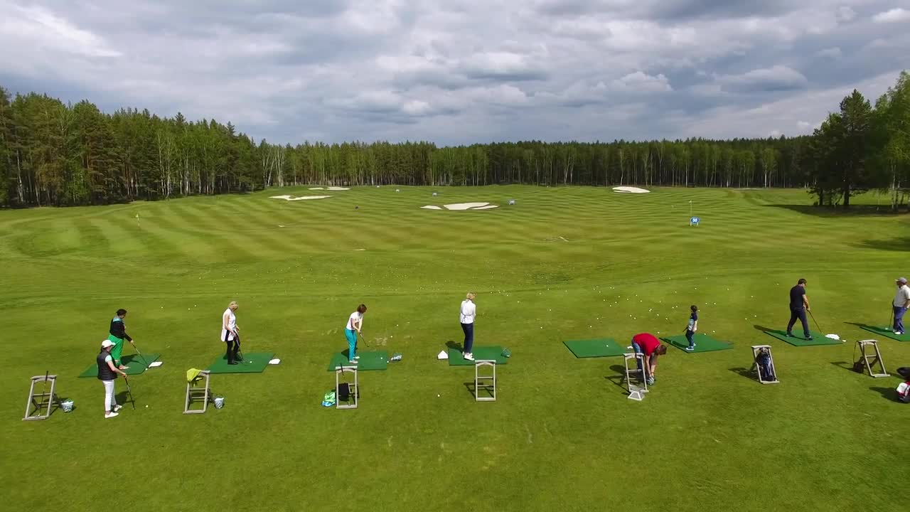 Stock Video People Playing Golf Live Wallpaper