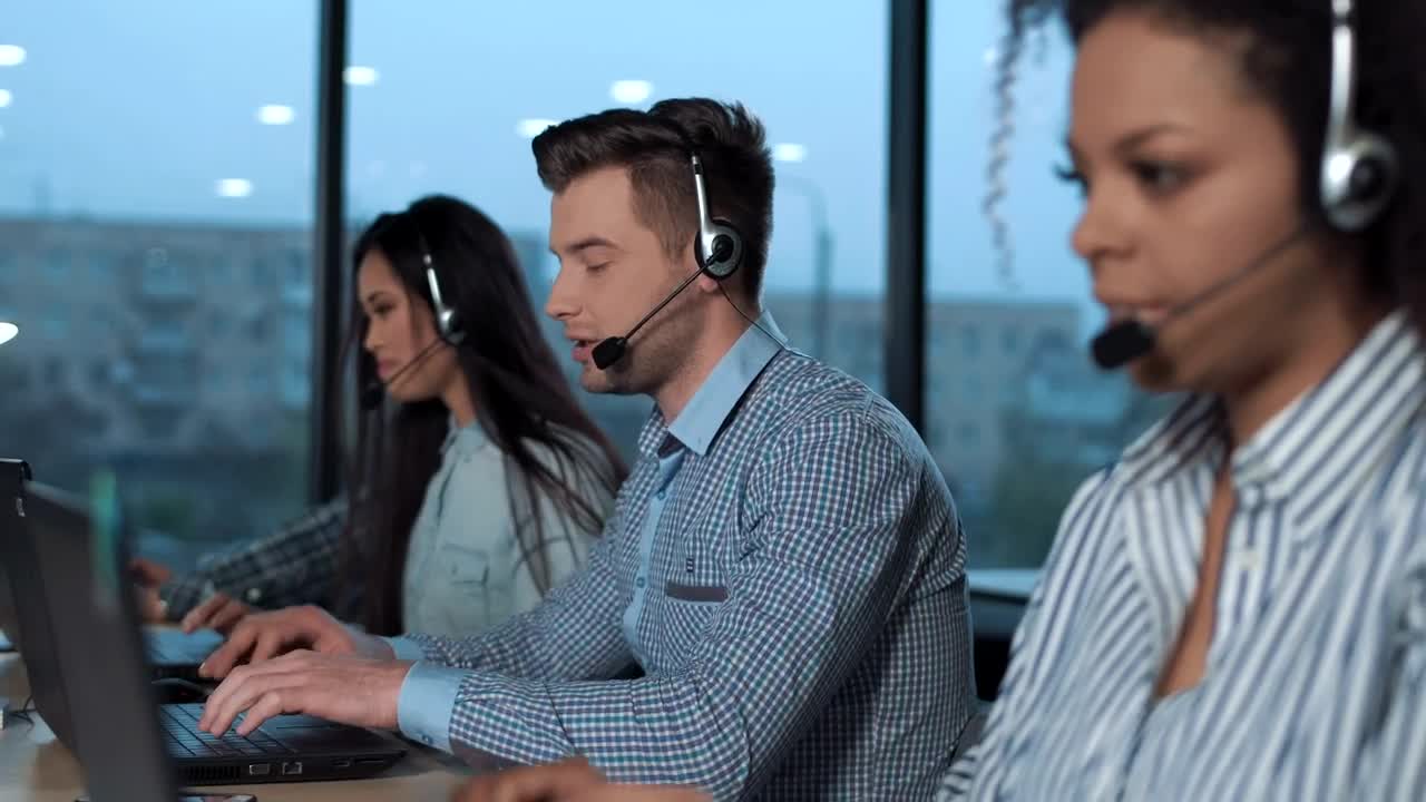 Stock Video People Working In A Call Center Live Wallpaper