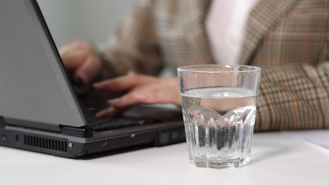 Video Stock Person Stressed By His Work Live Wallpaper Free