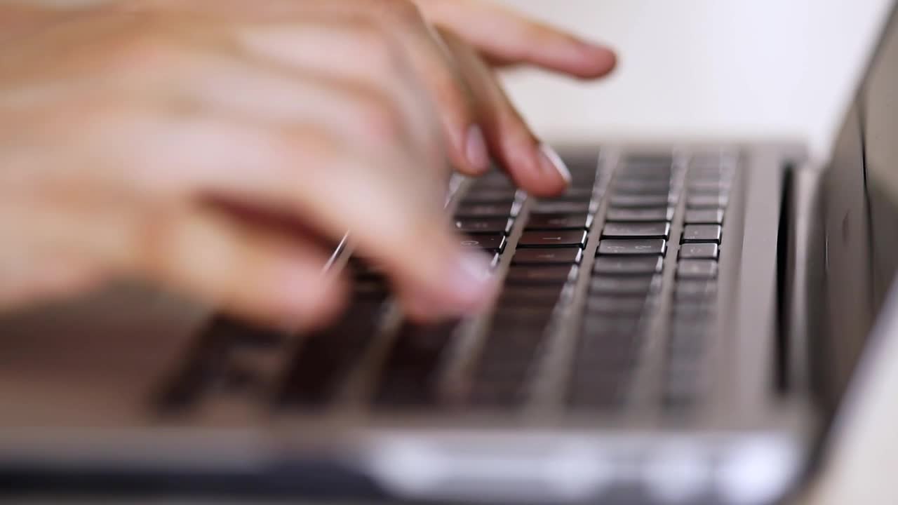 Video Stock Person Typing On A Computer In Detail Live Wallpaper Free