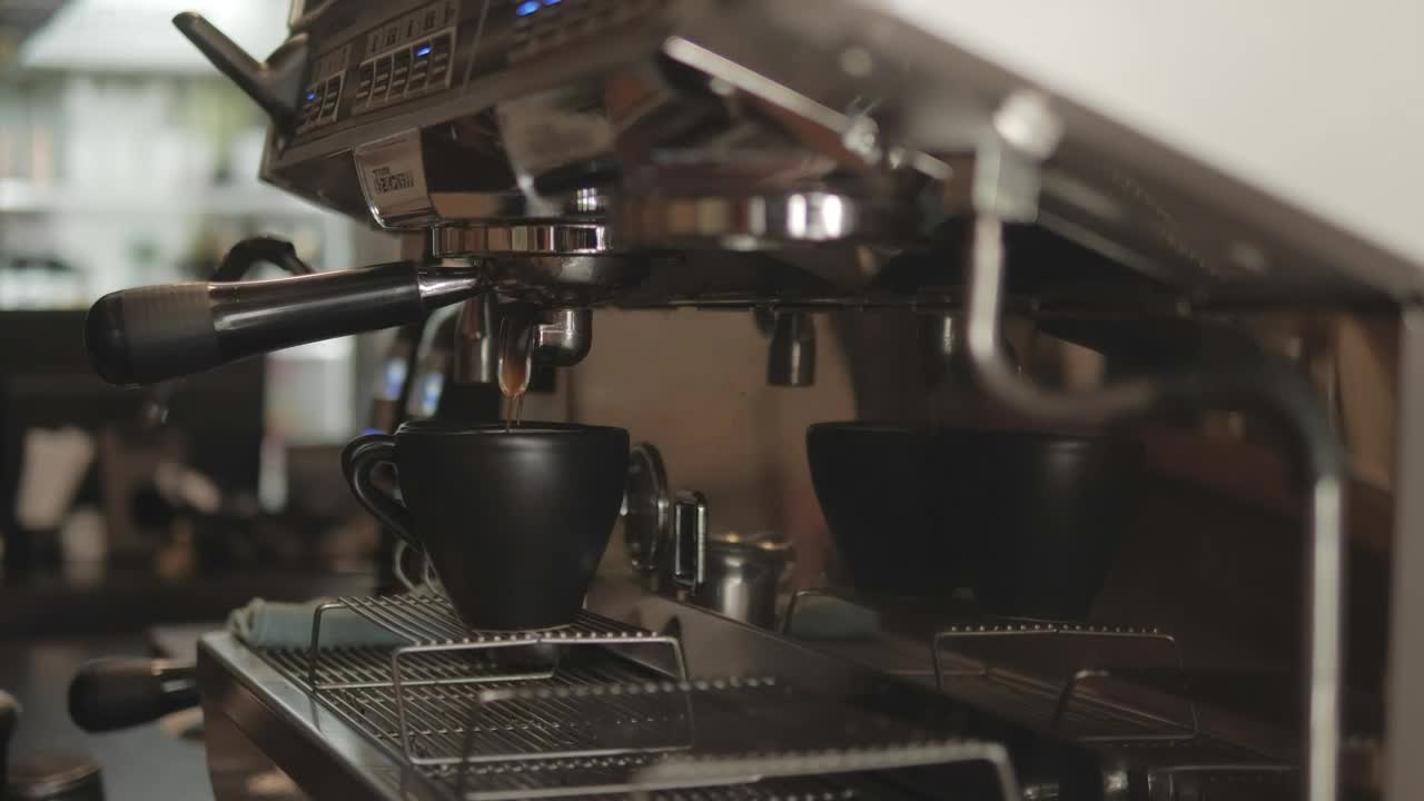 Video Stock Person Working With The Machines In A Cafeteria Live Wallpaper Free