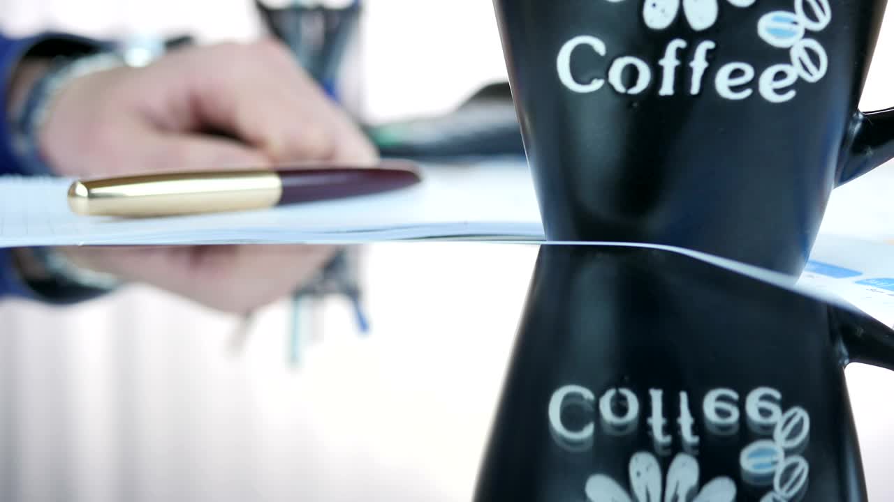 Video Stock Person Working With A Tablet Live Wallpaper Free