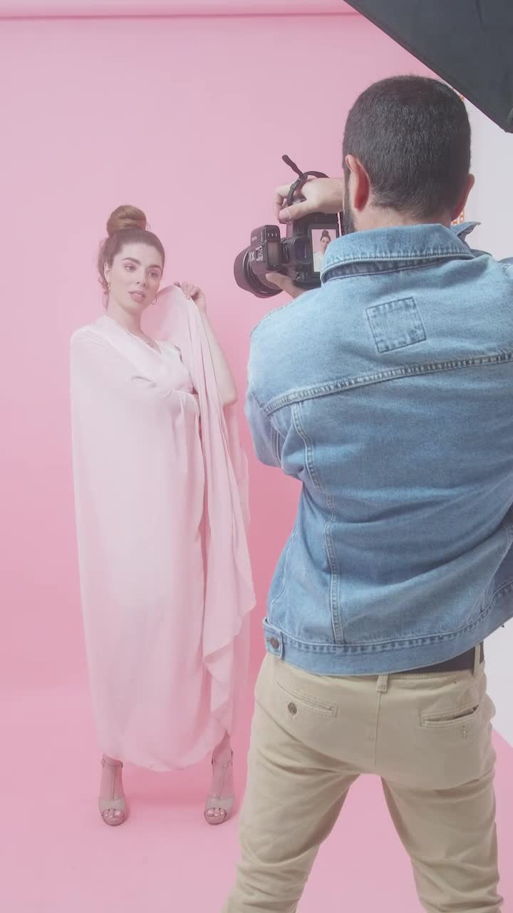 Video Stock Photoshoot With A Young Female Model Live Wallpaper Free