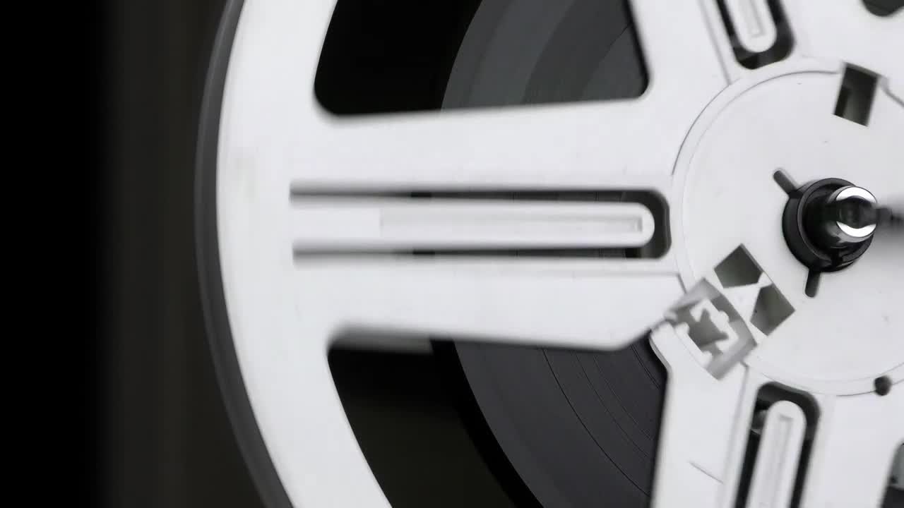 Video Stock Playing An Old Film Close Up Live Wallpaper Free