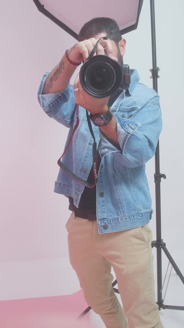 Video Stock Point Of View Of A Model During A Photo Shoot Live Wallpaper Free