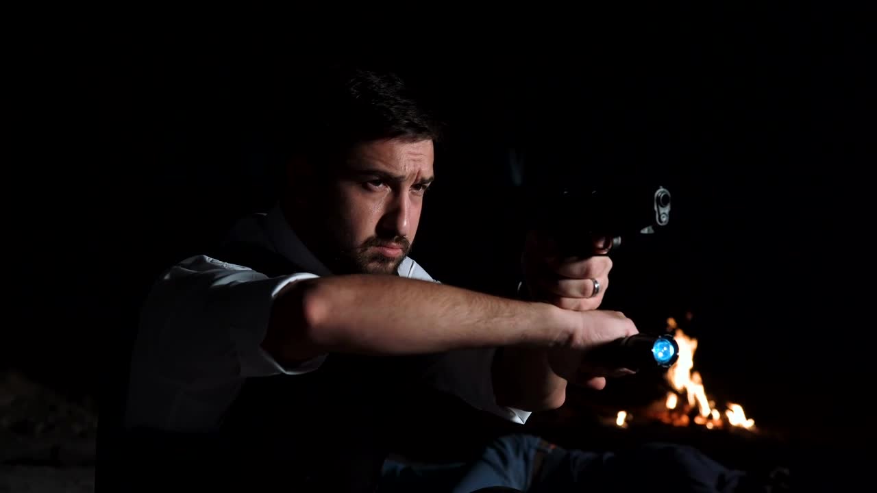 Video Stock Police Officer Checking A Crime Scene Live Wallpaper Free