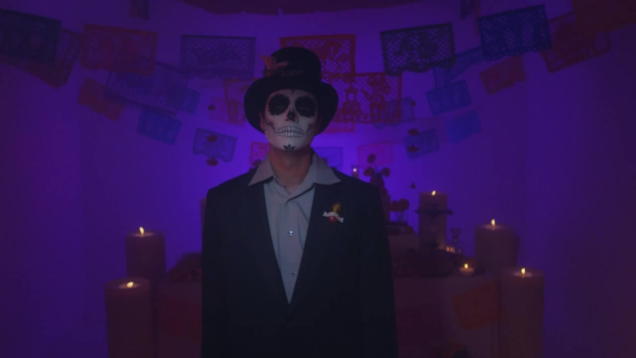 Video Stock Portrait Of A Catrin In Front Of An Altar Of Live Wallpaper Free