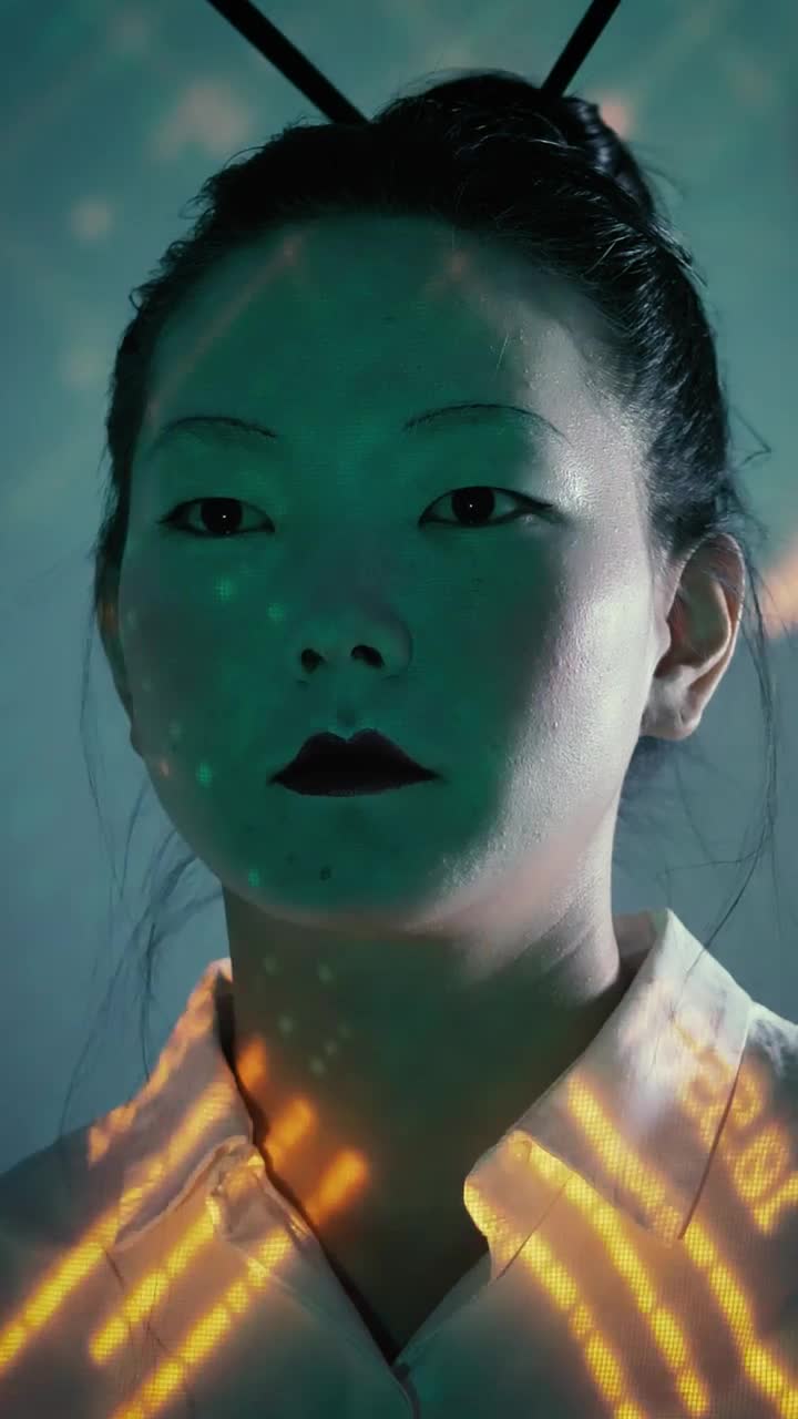 Video Stock Portrait Of A Fashion Cyborg Woman Live Wallpaper Free