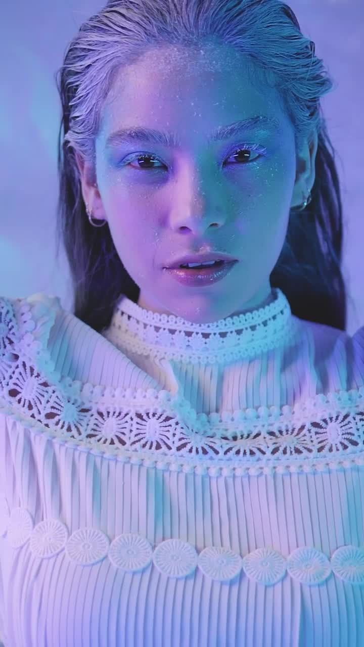 Video Stock Portrait Of A Fashion Woman With Silver Makeup Live Wallpaper Free