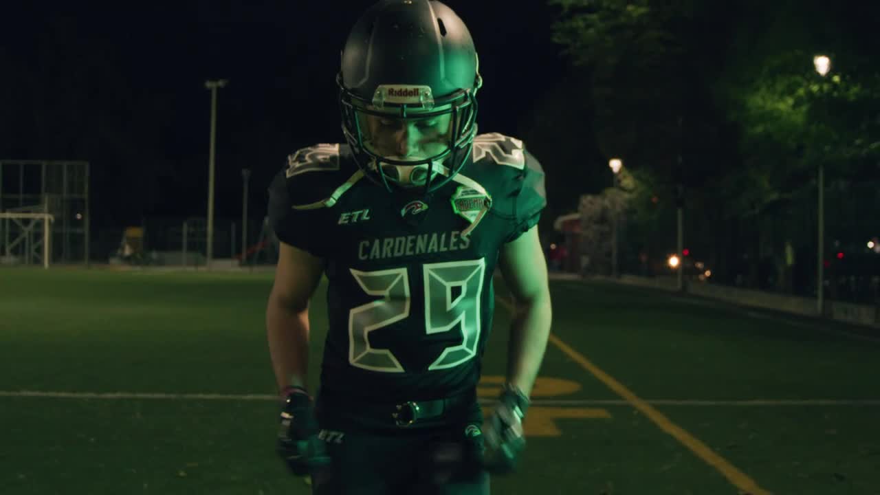 Video Stock Portrait Of A Football Player Training Live Wallpaper Free