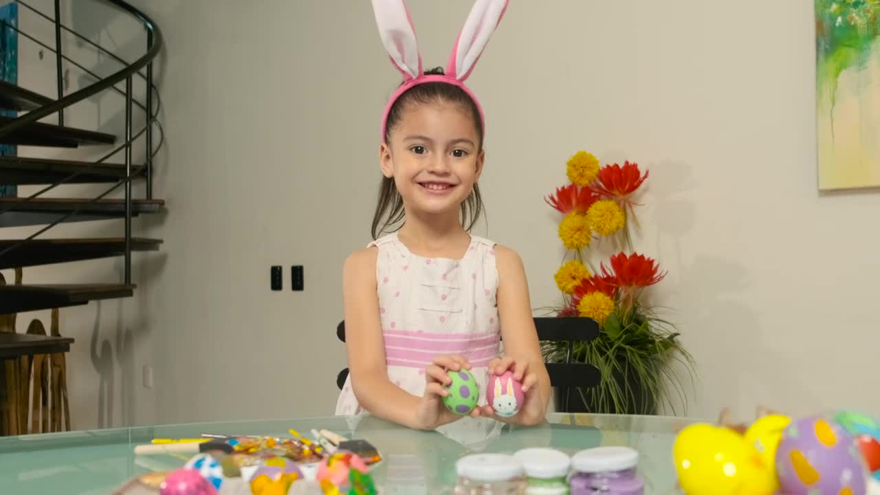Video Stock Portrait Of A Girl With Easter Eggs Live Wallpaper Free