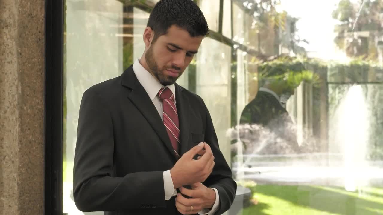 Video Stock Portrait Of A Groom Before His Wedding Live Wallpaper Free
