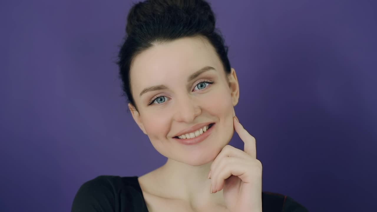 Video Stock Portrait Of A Smiling Woman With Purple Background Live Wallpaper Free