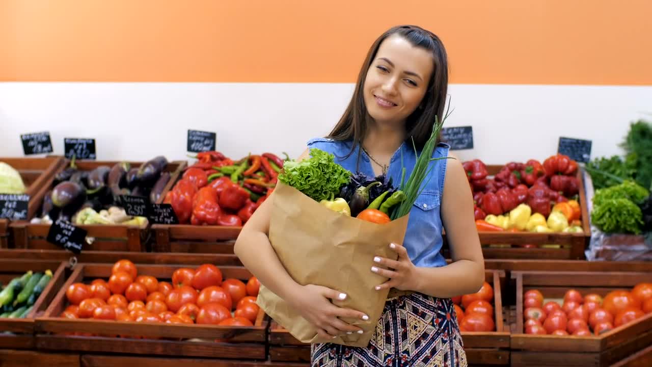 Video Stock Portrait Of Woman Doing Shopping Live Wallpaper Free