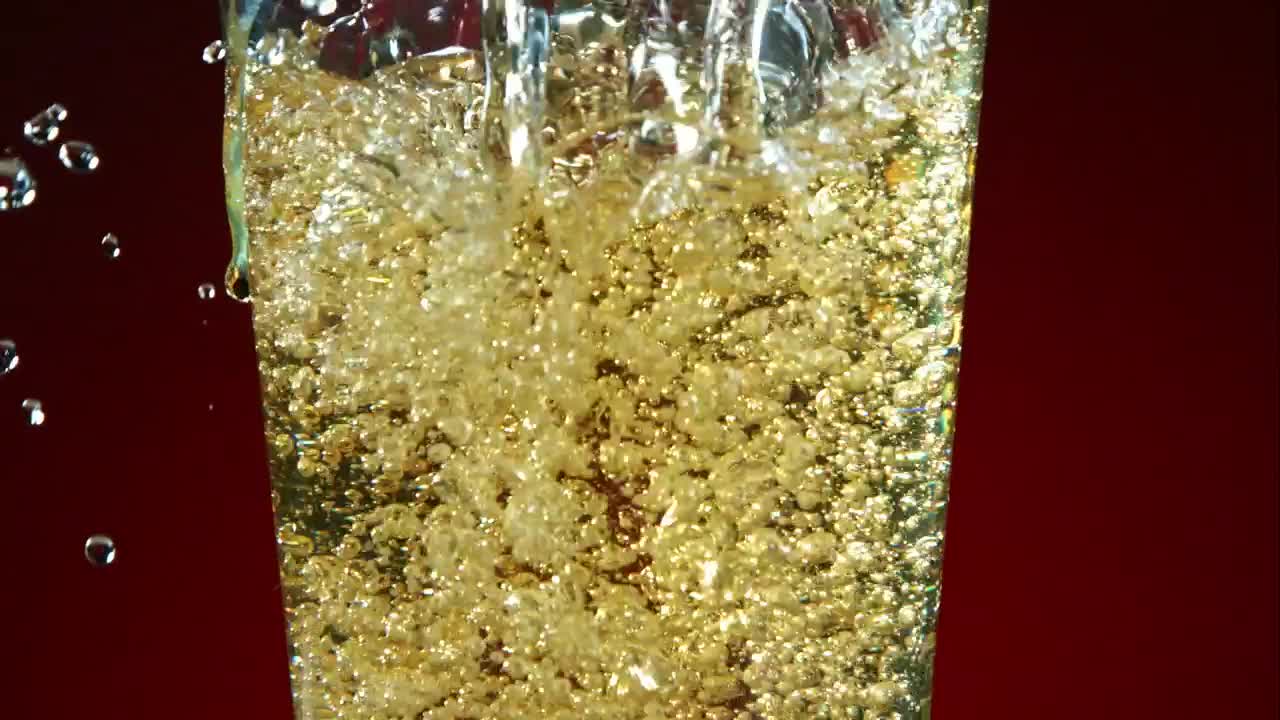 Video Stock Pouring Beer In Slow Motion Live Wallpaper Free