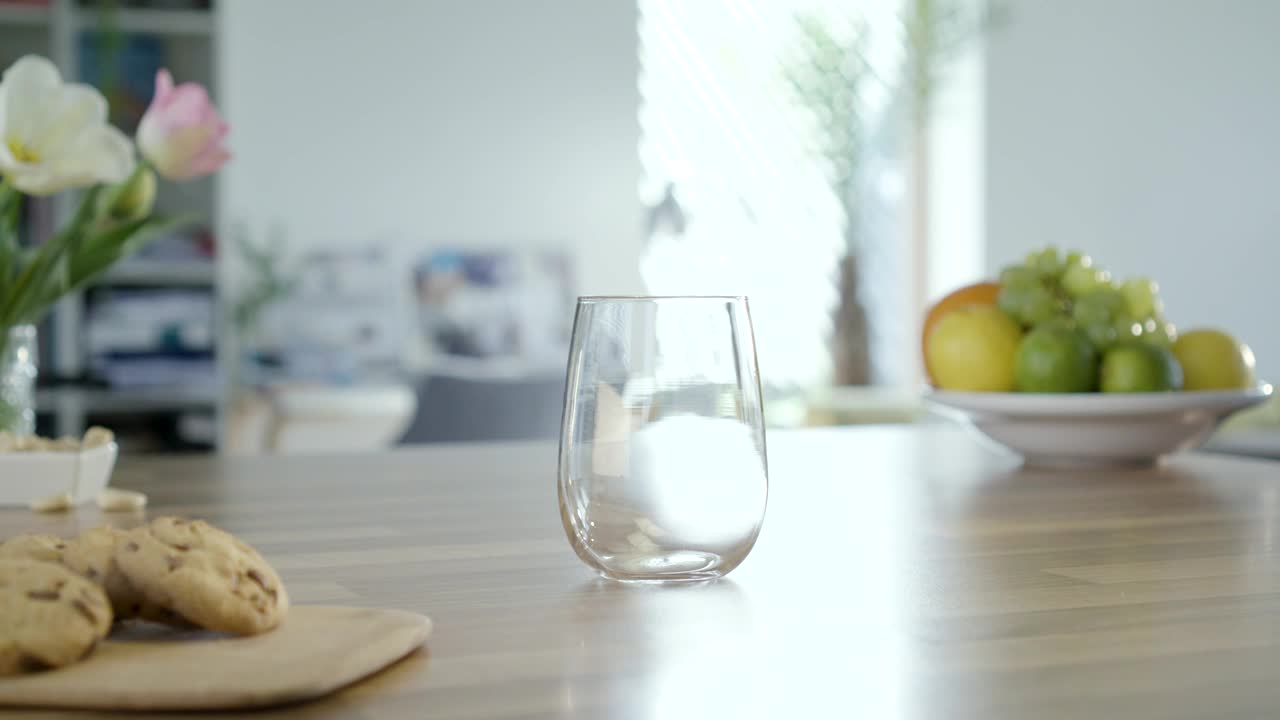 Video Stock Pouring Chocolate Milk Into A Glass On The Table Live Wallpaper Free