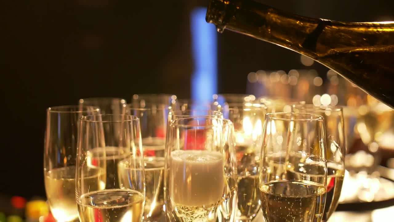 Video Stock Pouring Classes Of Champagne Live Wallpaper Free