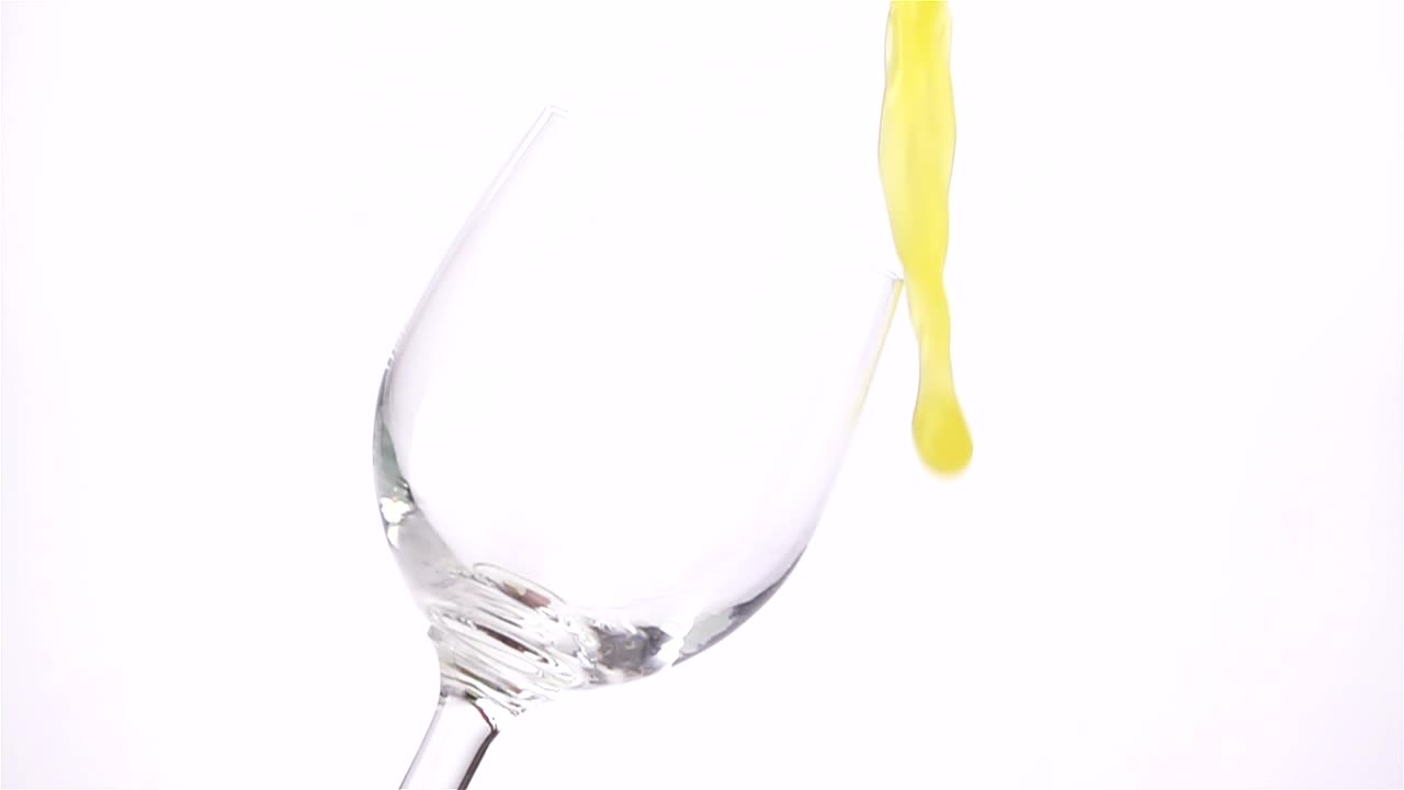 Video Stock Pouring Orange Juice On A Glass Live Wallpaper Free