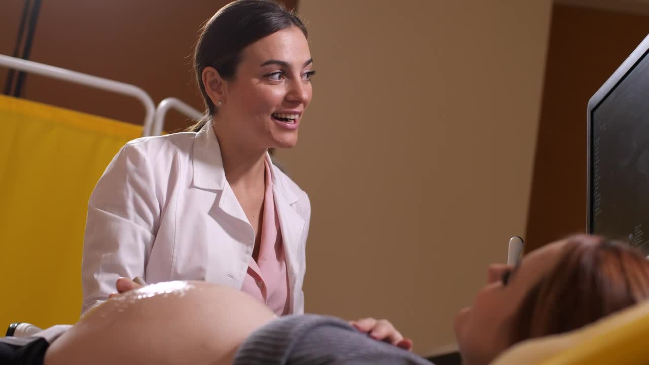 Video Stock Pregnant Patient At An Ultrasound Session Live Wallpaper Free