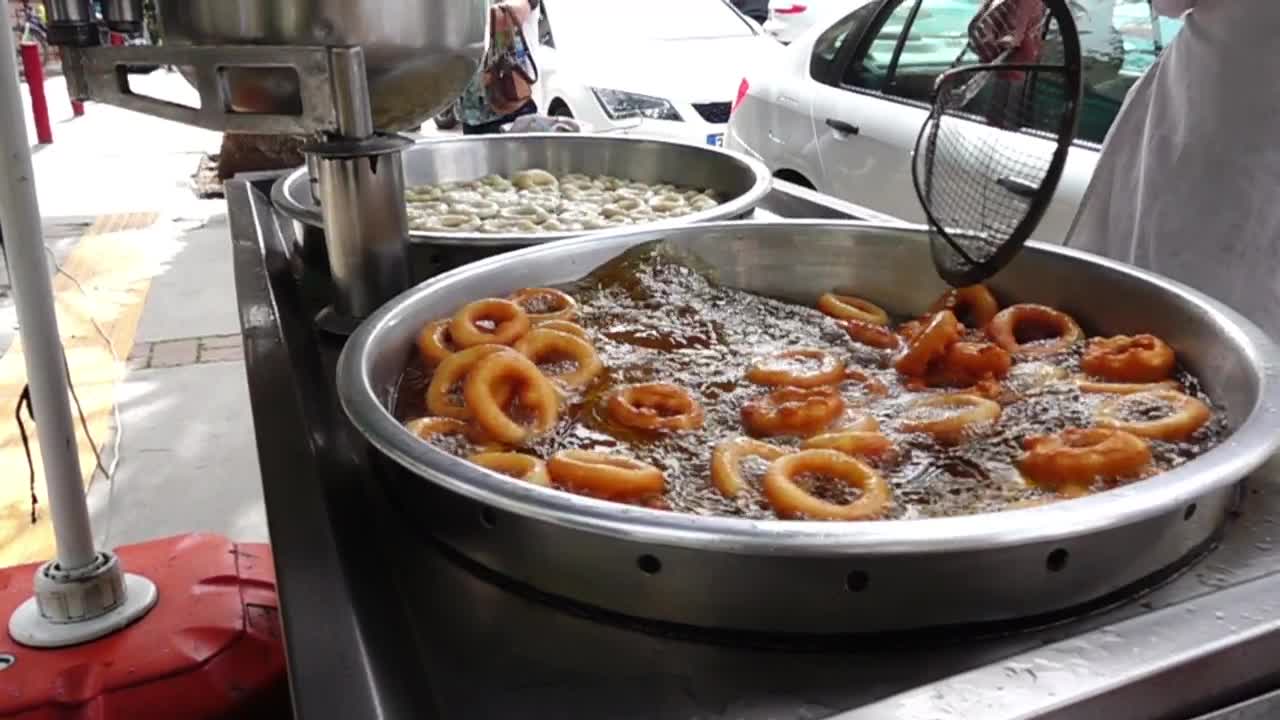 Video Stock Preparation Of Traditional Lokma Donuts Live Wallpaper Free