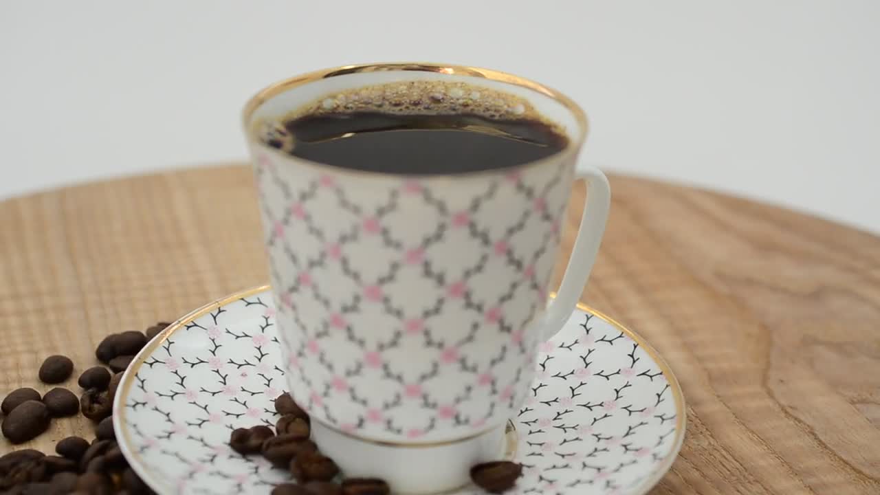 Video Stock Presentation Of Coffee In A Cup With Classic Design Live Wallpaper Free