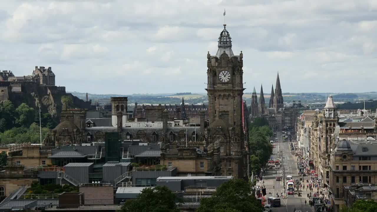 Video Stock Princes Street In Edinburgh With Traffic Live Wallpaper Free