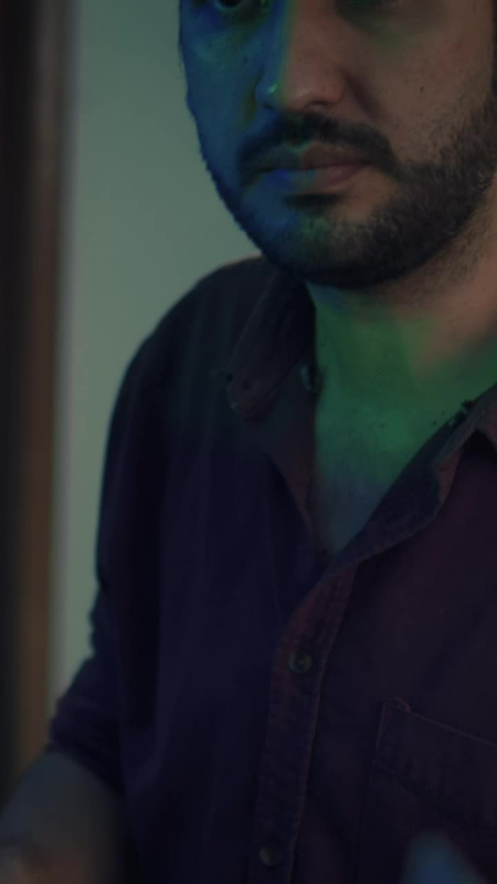 Video Stock Programmer Working On His Computer Live Wallpaper Free