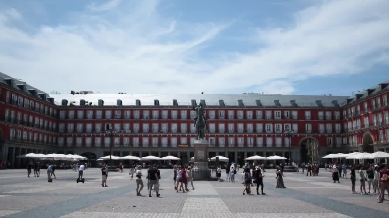 Video Stock Public Square With Pedestrians Tourist Public Plaza Live Wallpaper Free