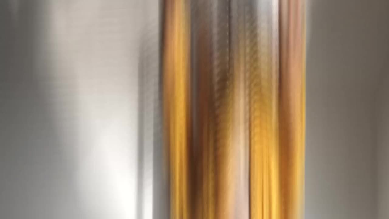 Video Stock Quick Downwards Distort Transition Live Wallpaper Free