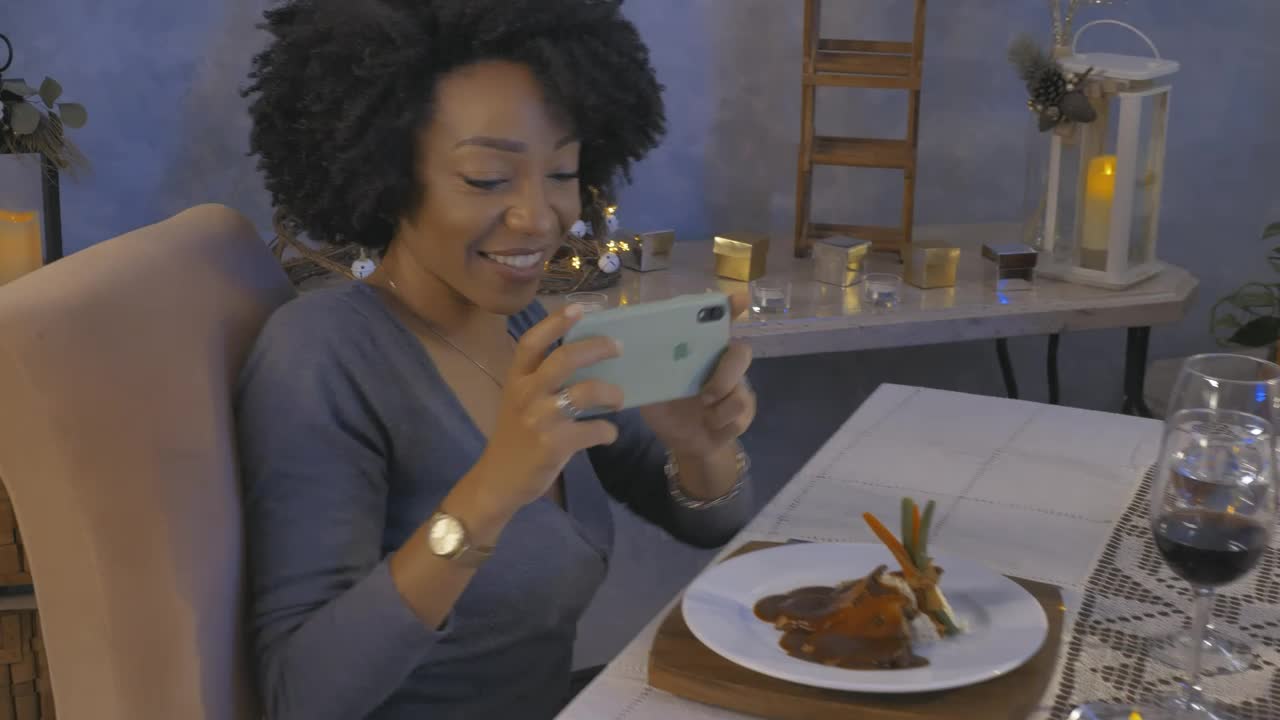 Video Stock Recording Christmas Dinner For Social Networks Live Wallpaper Free