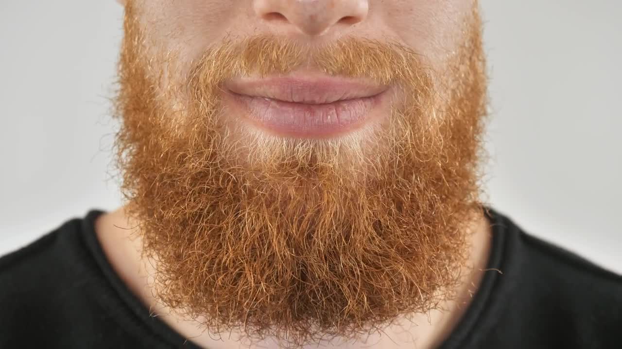 Video Stock Red Haired Man With A Beard Smiling Live Wallpaper Free
