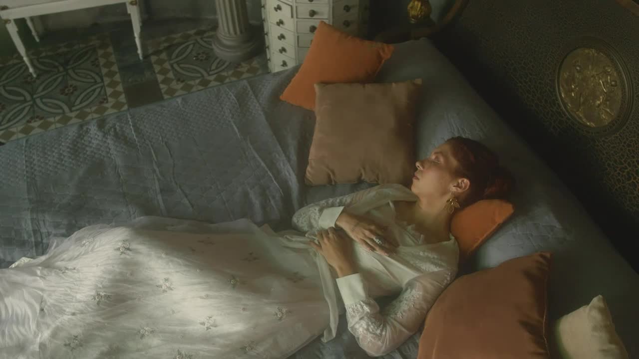 Free Stock Video Redhead Woman Laying On The Bed Live Wallpaper