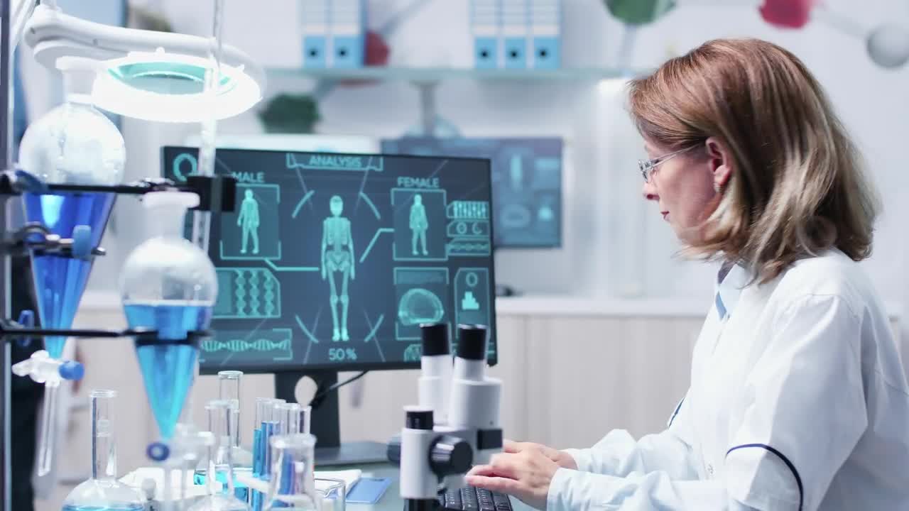 Free Stock Video Researchers Discussing A Project Live Wallpaper