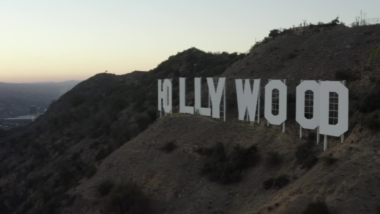 Free Stock Video Revealing The City Of La From The Hollywood Sign Live Wallpaper