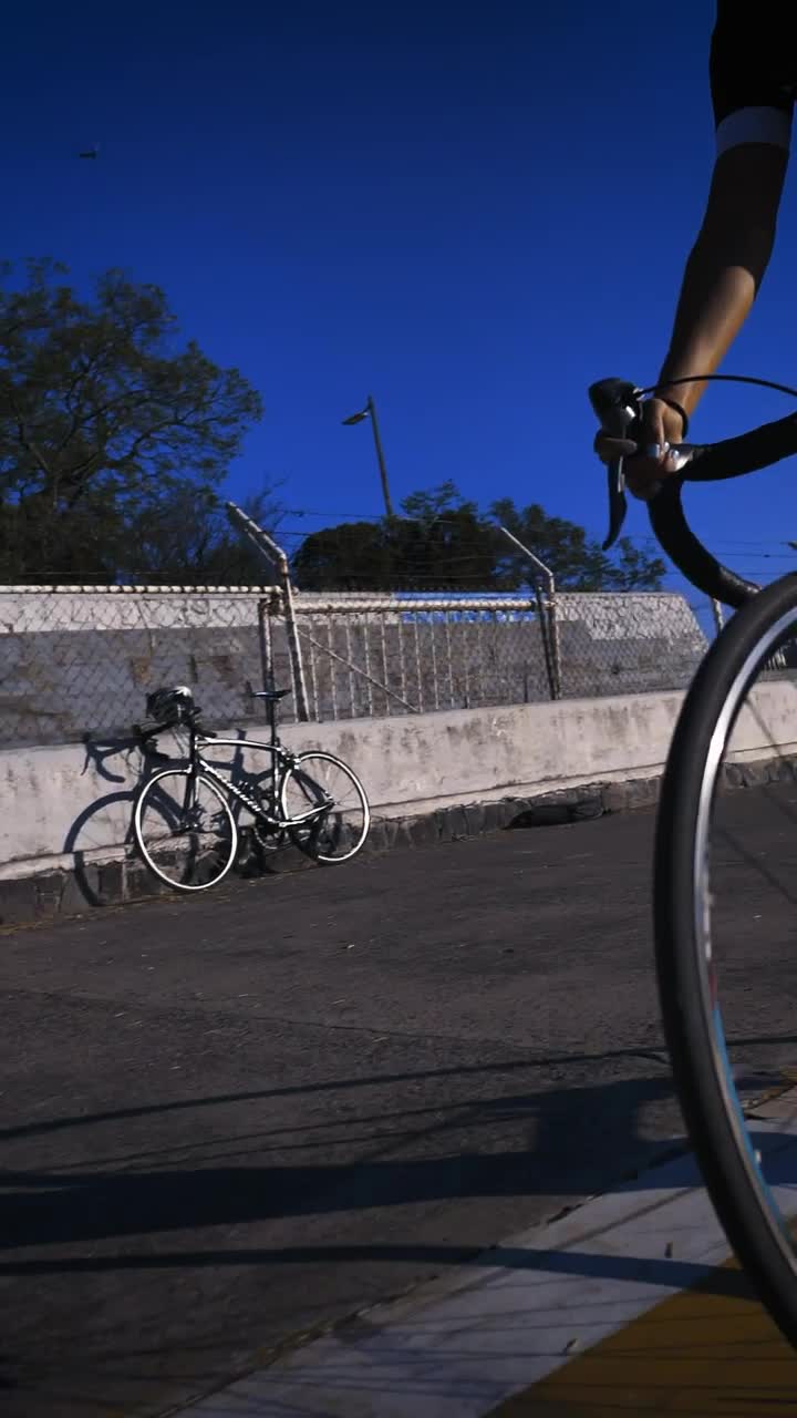 Free Stock Video Rim Of A Bicycle That Is Driven By One Person Live Wallpaper