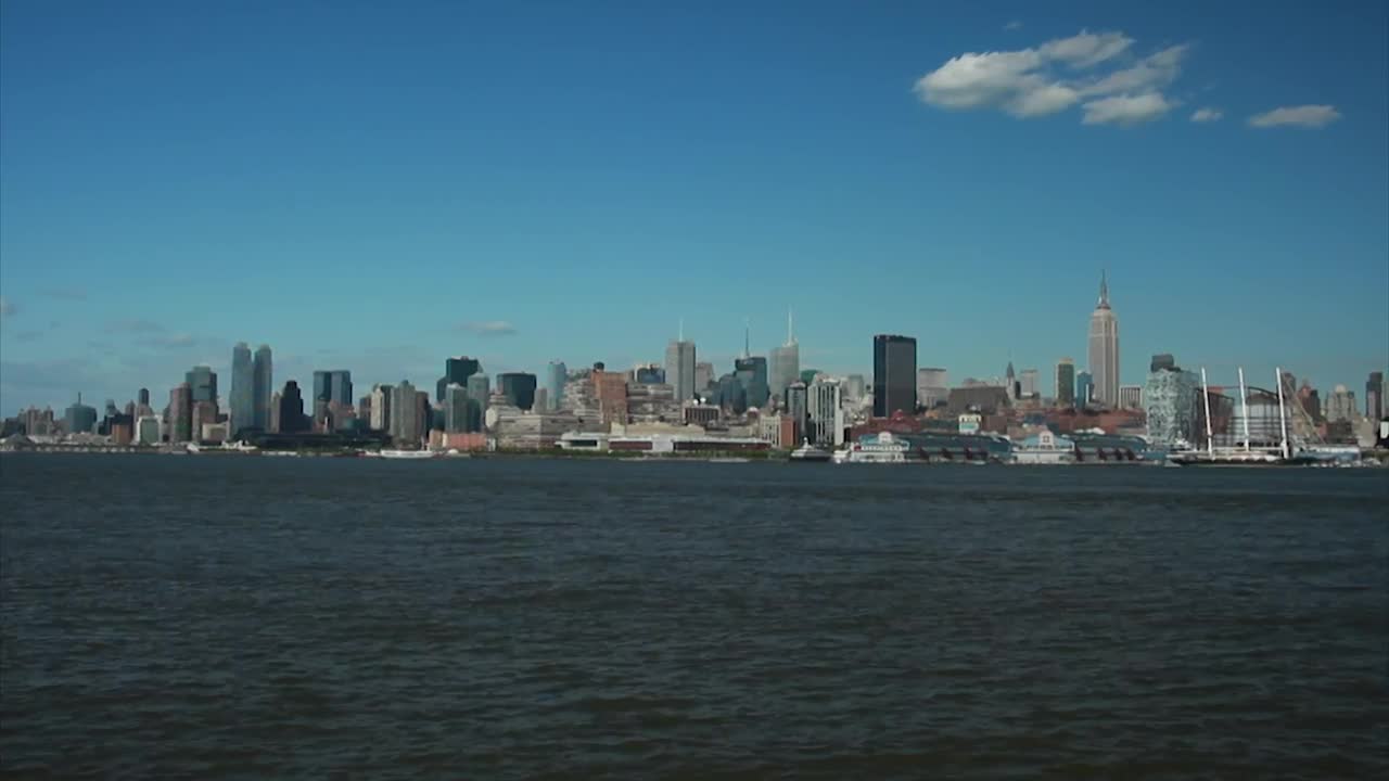Free Stock Video Ripples Across The Ocean Between New York Live Wallpaper