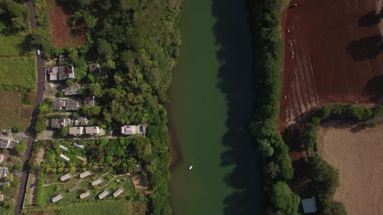 Free Stock Video River Between Farmland In Mauritius Live Wallpaper