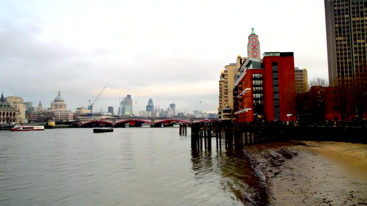 Free Stock Video River Crossing The City Of London Live Wallpaper