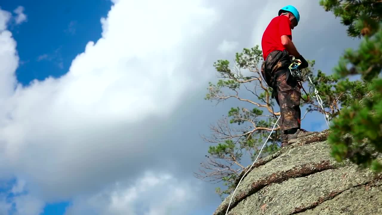 Free Stock Video Rock Climber Descending On Rock Live Wallpaper