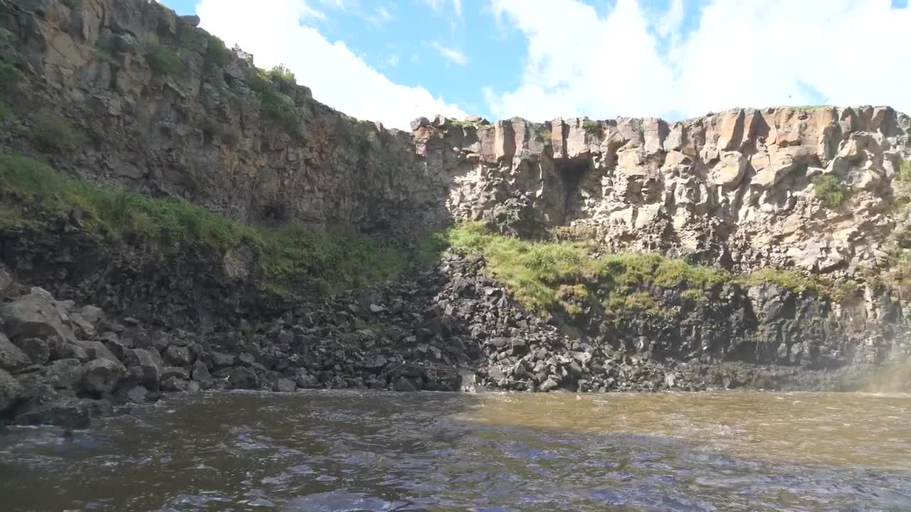 Free Stock Video Rock Wall And Water Fall In The Wild Live Wallpaper