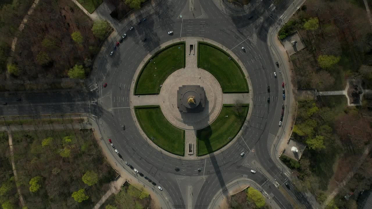 Free Stock Video Roundabout In Berlin Aerial Top Shot Live Wallpaper