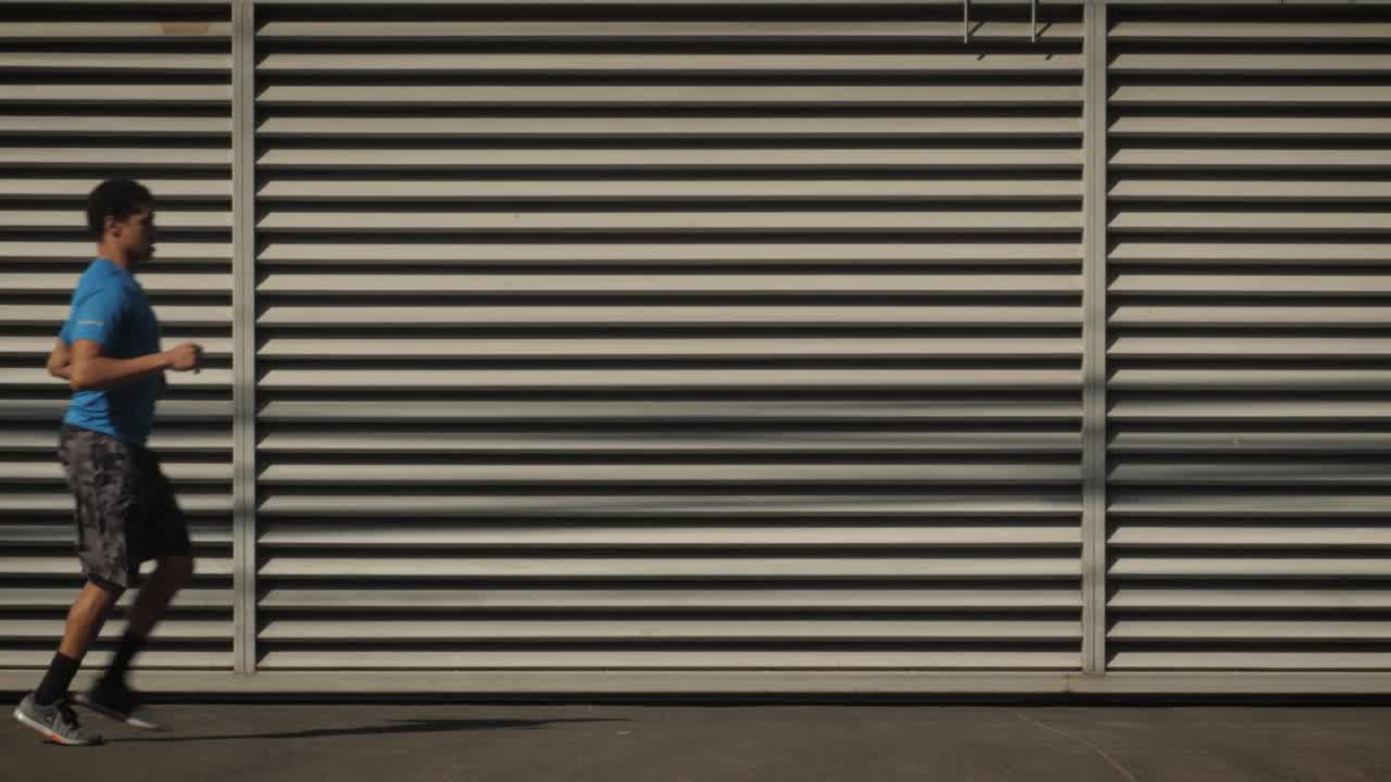 Free Stock Video Runner Warming Up In The Street Live Wallpaper
