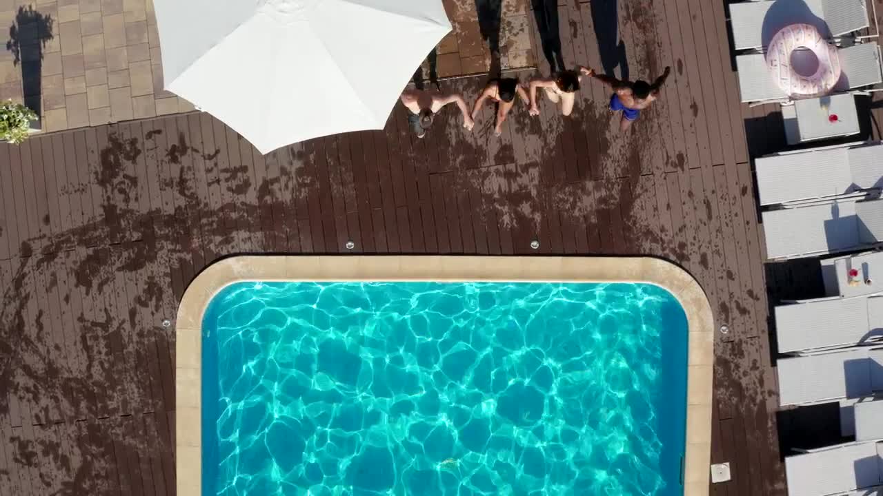 Free Stock Video Running Into A Pool Live Wallpaper