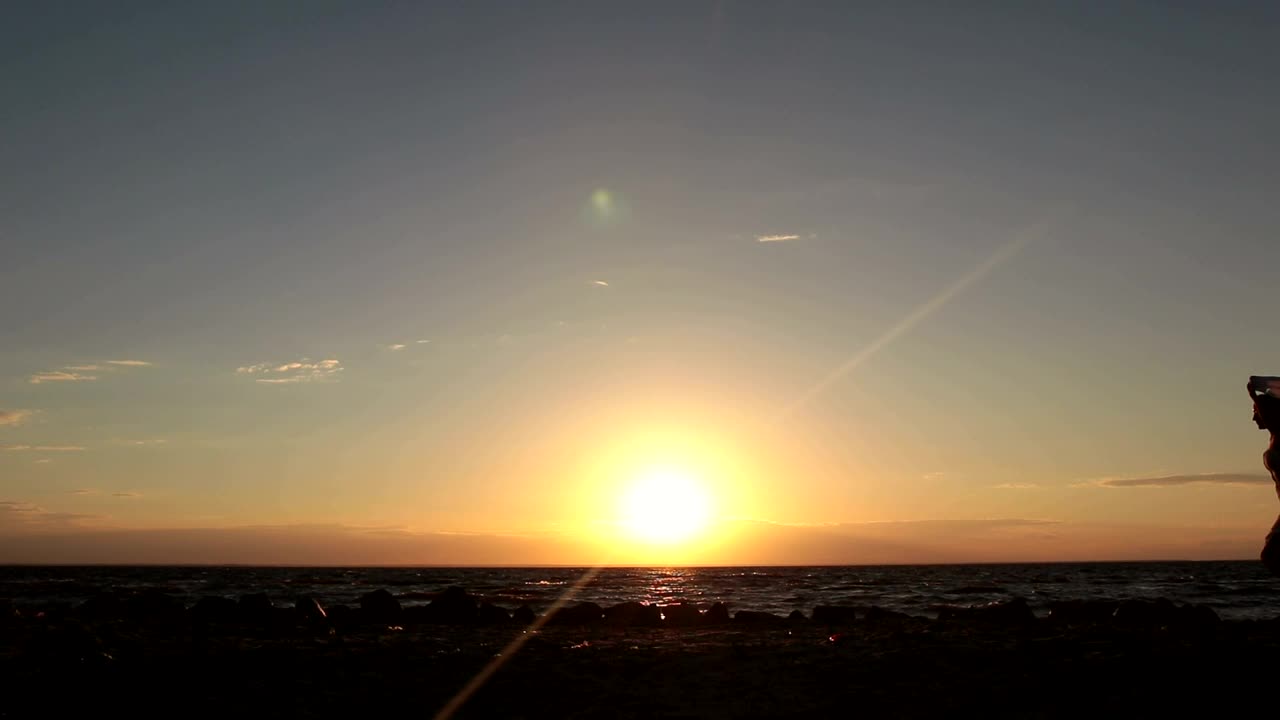 Free Stock Video Running With A Scarf In The Wind Live Wallpaper