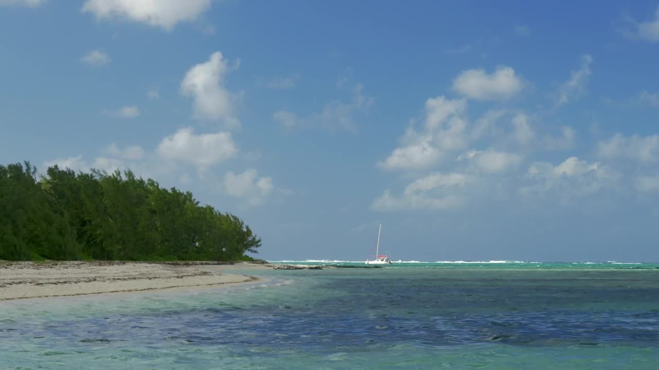 Free Stock Video Sailboat In The Distance Live Wallpaper