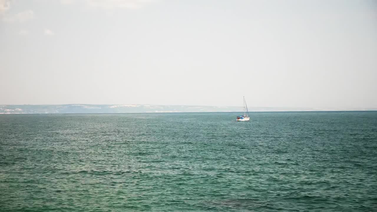 Free Stock Video Sailboat In The Middle Of The Sea Live Wallpaper