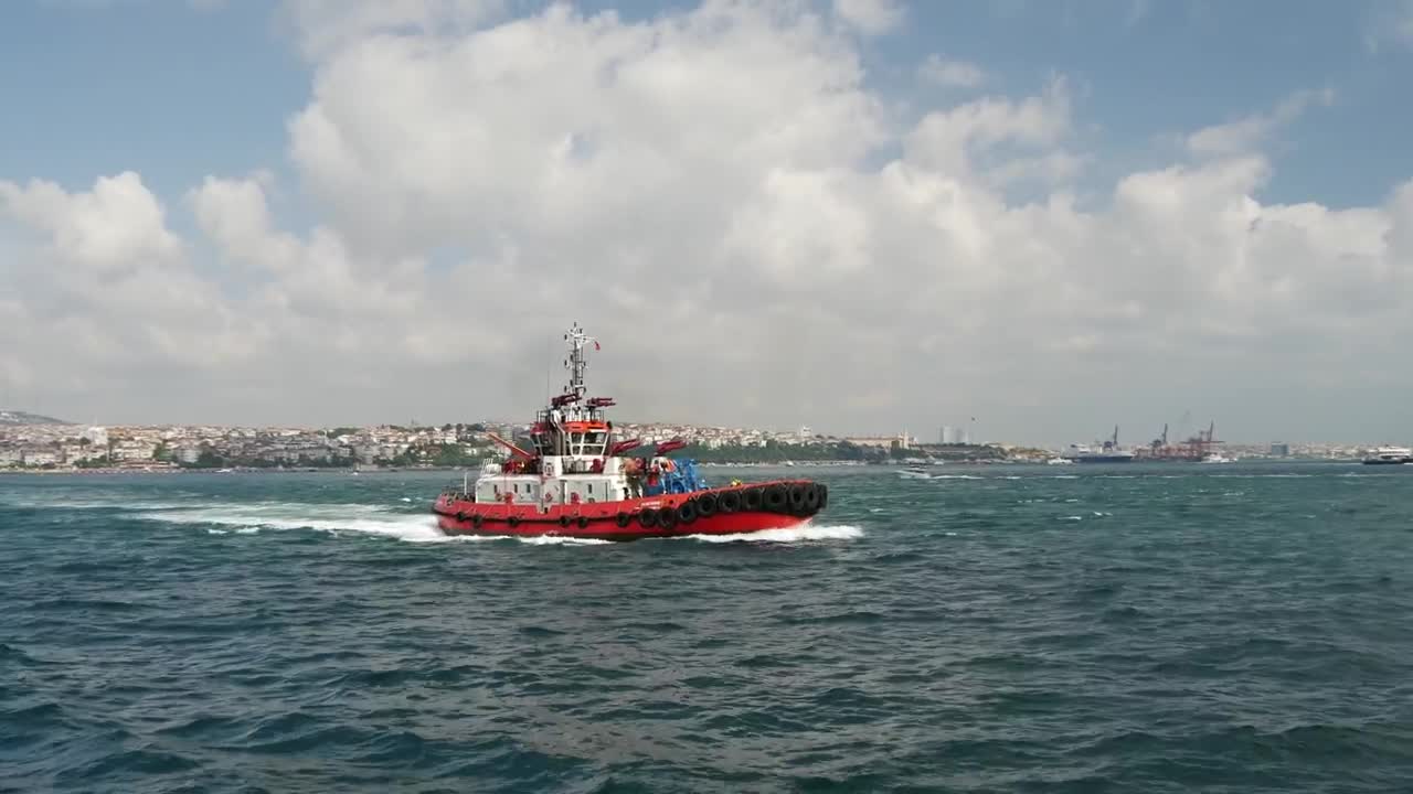 Free Stock Video Sailing On The Bosphorus River In Turkey Live Wallpaper