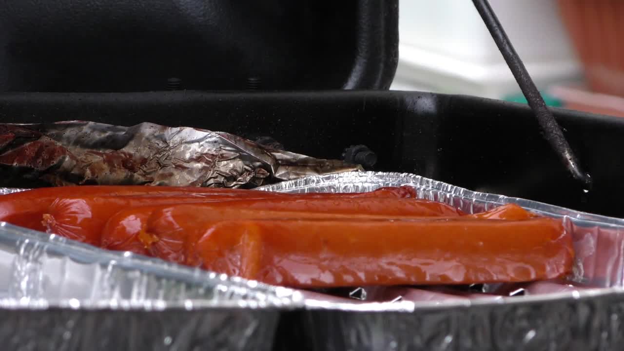 Free Stock Video Sausages On A Spit Live Wallpaper